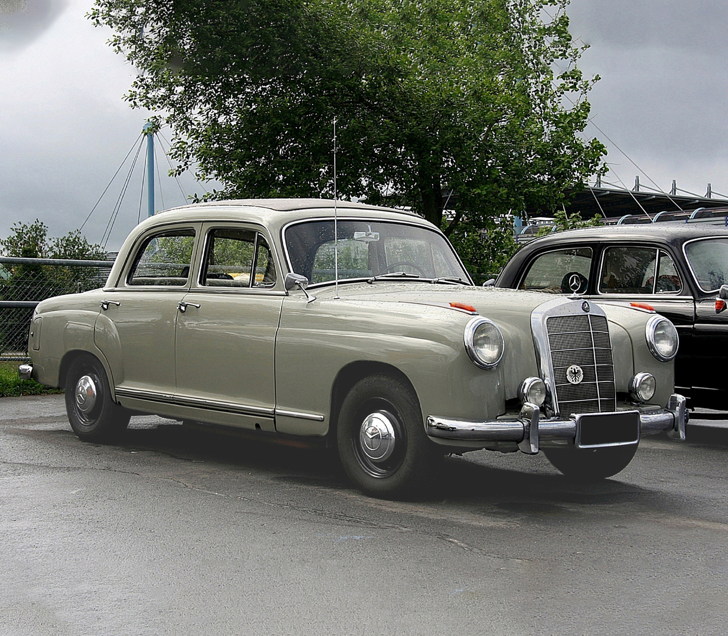 Mercedes-Benz 220 S Ponton